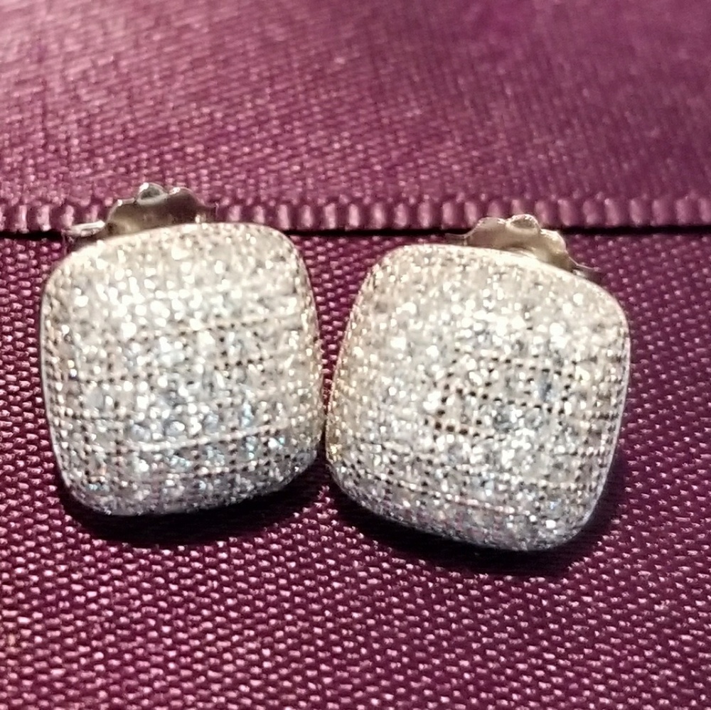 Cubic Zirconia Stud Earring